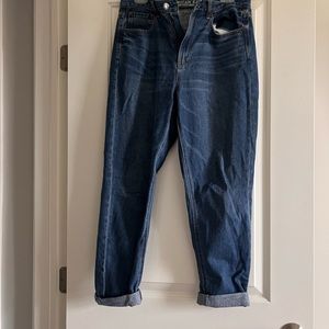 American Eagle mom jeans
